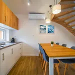 Сasa de vacaciones Comfortable Homes With A Pool, *