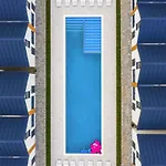 Comfortable Homes With A Pool, Сasa de vacaciones *