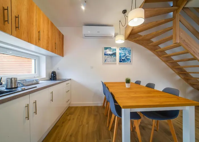 Semesterbostad Comfortable Homes With A Pool, *