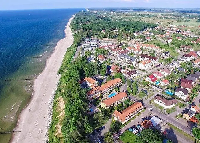 Comfortable Homes With A Pool, *