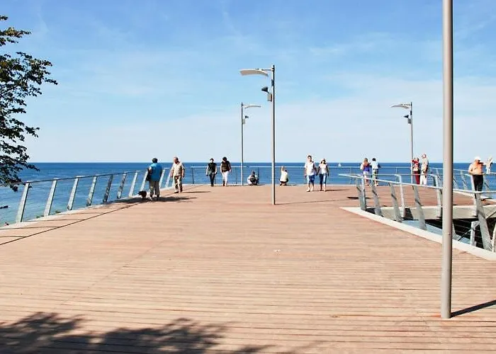 Semesterbostad Comfortable Homes With A Pool, Rewal